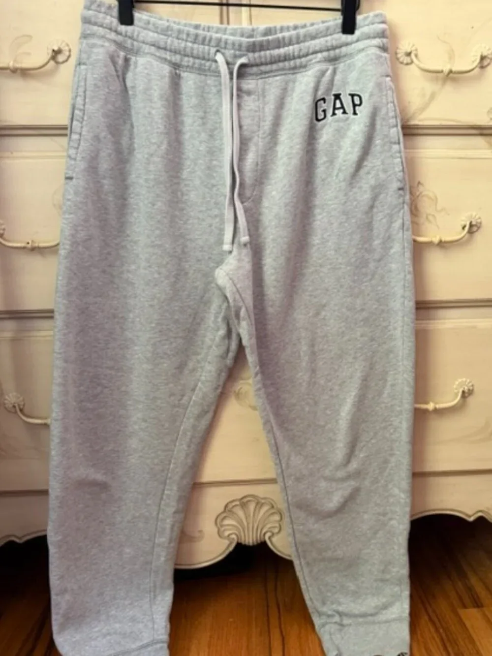 Gap Gray Sweatpants with Pockets- size large